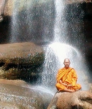 Abbot of Watkungtaphao - Tat Hong waterfall